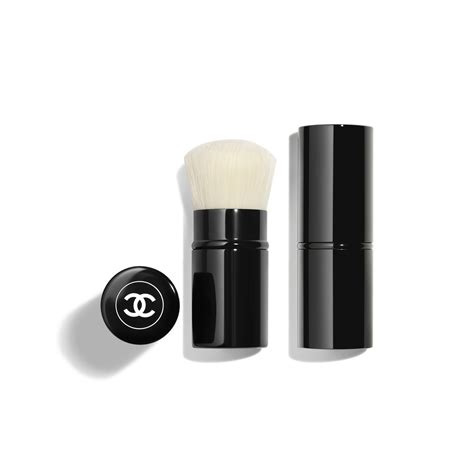 chanel les pinceaux de chanel kabuki brush|les pinceaux De Chanel kabuki.